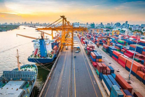 海运FOB条款发货人应承担的费用解析